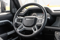 2024 LAND ROVER DEFENDER 110 S CLEAN CARFAX 7 SEATER COMES WITH DIGITAL CLUSTER, MERIDIAN SOUND SYST... (image 7)