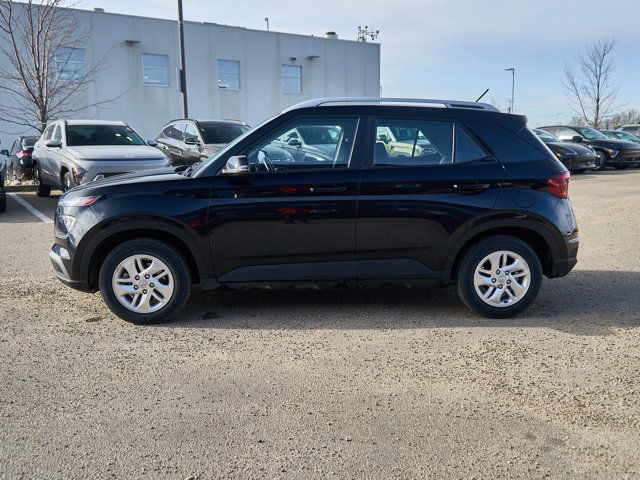 2023 Hyundai Venue Preferred | Carplay | Android Auto in Cars & Trucks in Edmonton - Image 2