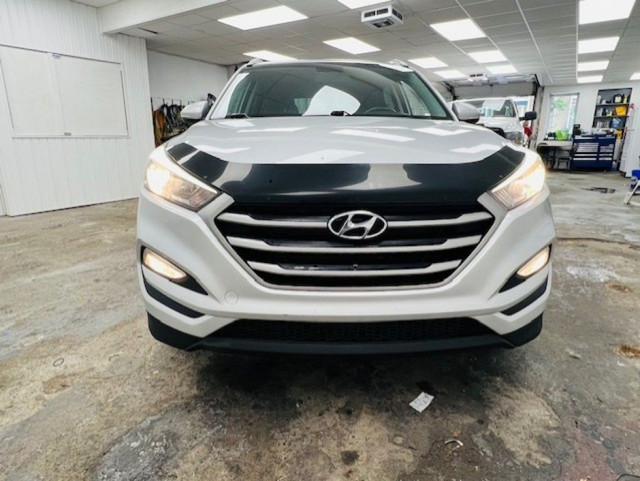 2017 Hyundai Tucson PREMIUM AWD GARANTIE 12m*CARPLAY*BLUETOOTH*C dans Autos et camions  à Ville de Québec - Image 2