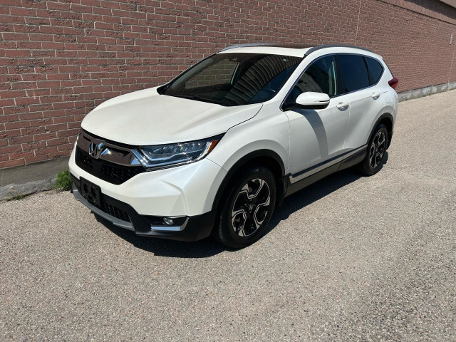 2017 Honda CR-V Touring in Cars & Trucks in Oshawa / Durham Region