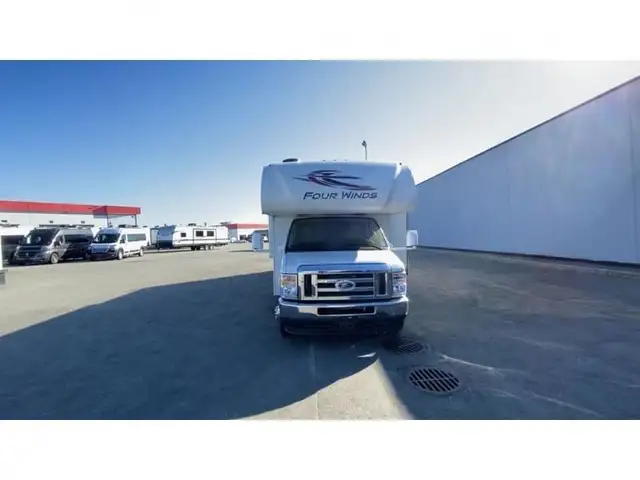 2023 Thor Motor Coach Four Winds 31EV in RVs & Motorhomes in Abbotsford - Image 5