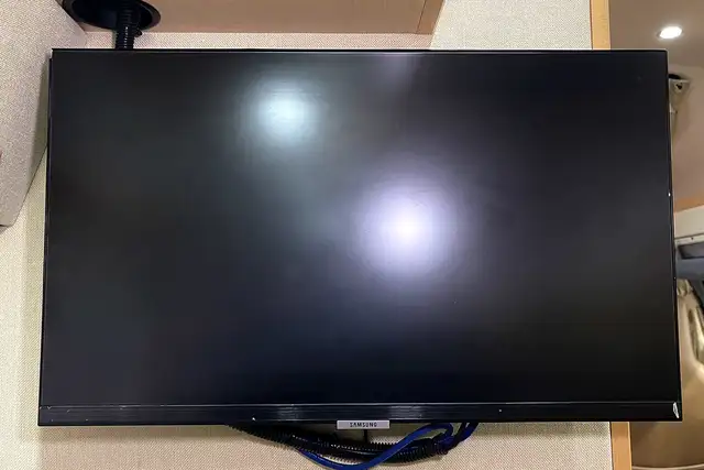 2012 Pleasure-Way Excel TS – Pre-Owned Class B Motorhome. in RVs & Motorhomes in Red Deer - Image 36