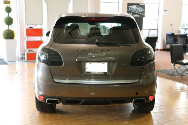 2011 Porsche Cayenne S HYBRID - AS IS|PANOROOF|NAVIGATION|CAMERA in Cars & Trucks in City of Toronto - Image 4