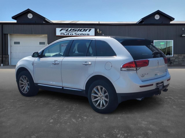 2014 Lincoln MKX LEATHER-SUNROOF-NAVIGATION-REMOTE START in Cars & Trucks in Leamington - Image 3
