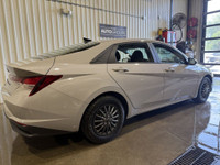 Welcome Ontario customers! All our vehicles are Ontario safety check/e-tested. We offer financing ad... (image 4)