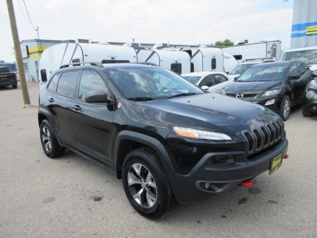 2015 Jeep Cherokee Trailhawk Leather Interior Nav. System 4WD in Cars & Trucks in Winnipeg - Image 3