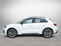 This Audi Q3 boasts a Intercooled Turbo Regular Unleaded I-4 2.0 L/121 engine powering this Automati... (image 7)