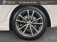 ===== 2021 BMW 3 Series 330i xDrive | Gr. Sup. Essentiel | Accès confort | ===== ===== Pourquoi ache... (image 8)