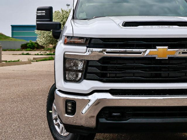 2025 Chevrolet Silverado 2500HD LT in Cars & Trucks in Strathcona County - Image 4