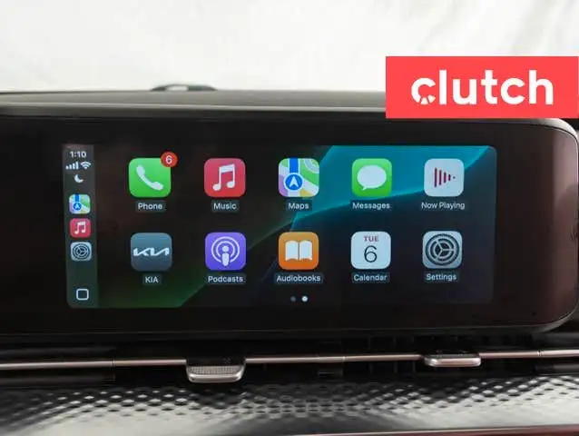 2022 Kia Carnival SX w/ Apple CarPlay & Android Auto, Rearview C dans Autos et camions dans Bedford - Image 41