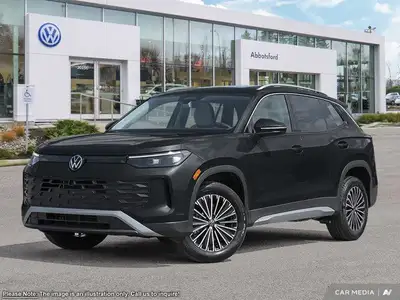 This Volkswagen Tiguan boasts a Intercooled Turbo Regular Unleaded I-4 2.0 L/121 engine powering thi...