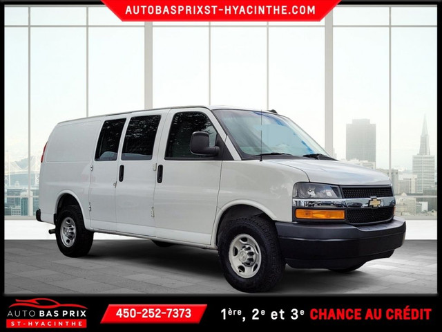 Chevrolet Express 2500 COURTE, A/C 2019 in Cars & Trucks in Saint-Hyacinthe - Image 3