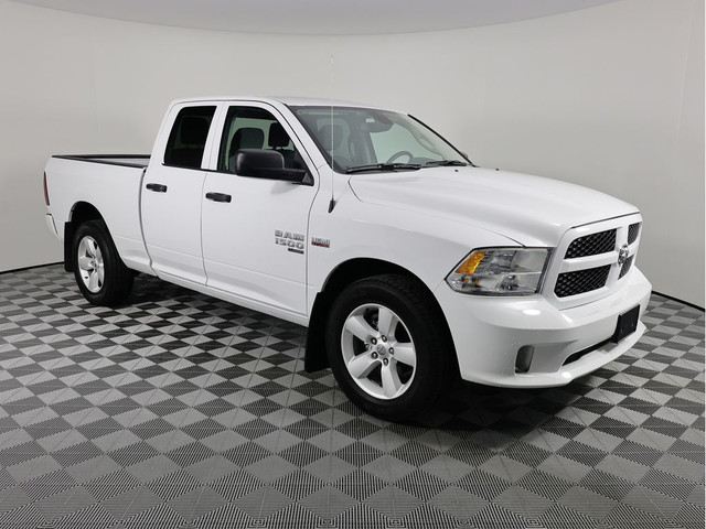 2023 Ram 1500 Classic EXPRESS QUAD CAB | HEMI | in Cars & Trucks in Calgary - Image 3