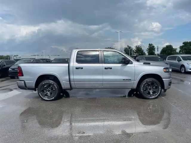 2025 Ram 1500 Big Horn dans Autos et camions dans Ottawa - Image 8