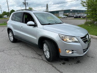 ALL WHEEL DRIVE / LEATHER INTERIOR / PANORAMIC SUN ROOF / HEATED SEATS / BACK UP CAMERA / TWO KEYS A... (image 2)