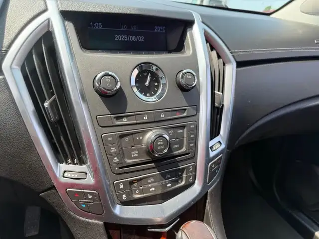 2012 Cadillac SRX Luxury / BRAND NEW HEADLIGHTS / BRAND NEW TIR in Cars & Trucks in Ottawa - Image 10