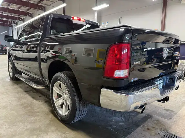 2019 RAM 1500 Classic SLT in Cars & Trucks in Owen Sound - Image 19