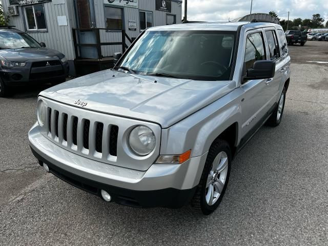 2011 Jeep Patriot north in Cars & Trucks in Kitchener / Waterloo - Image 2