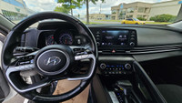 Check out this sleek 2022 Hyundai Elantra Preferred with sunroof, back camera, and alloy wheels! Wit... (image 7)
