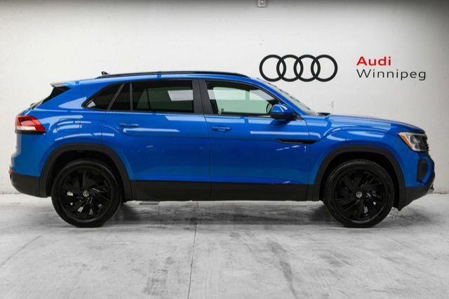 2024 Volkswagen Atlas Cross Sport Highline | Leather | Sunroof in Cars & Trucks in Winnipeg - Image 4