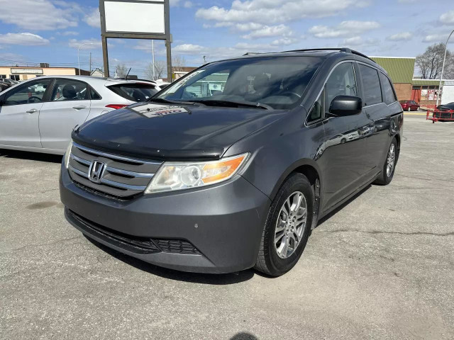 2013 HONDA Odyssey EX-L / RES * CUIR * 8 PASSAGERS * 8 PNEUS in Cars & Trucks in City of Montréal - Image 2