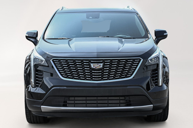2023 Cadillac XT4 AWD* PREMIUM LUXURY* VOLANT CHAUFANT* TOIT OUV in Cars & Trucks in City of Montréal - Image 2
