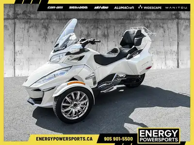 2017 Can-Am SPYDER RT LIMITED Discover the thrill of the open road with the 2017 Can-Am SPYDER RT LI...
