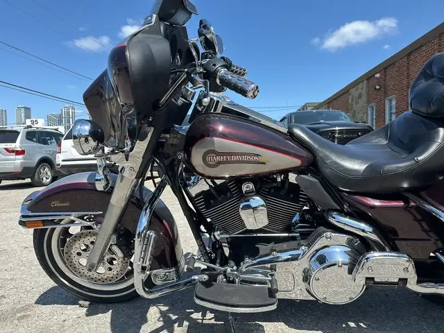 2007 Harley-Davidson Electra Glide Classic ~ ELECTRA GLIDE CLASS in Sport Touring in City of Toronto - Image 19