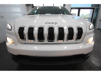 ?? Jeep Cherokee North 2014 – Polyvalent; robuste et faible kilométrage ! Avec seulement 69 200 km;... (image 6)