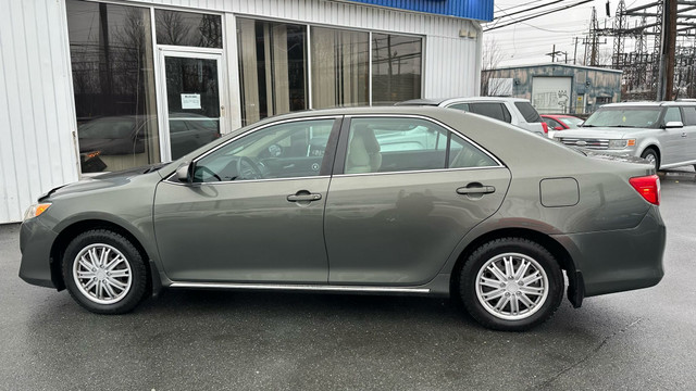 2013 Toyota Camry LE 2.5L | Winter Tires On | Bluetooth | AC in Cars & Trucks in Bedford - Image 4