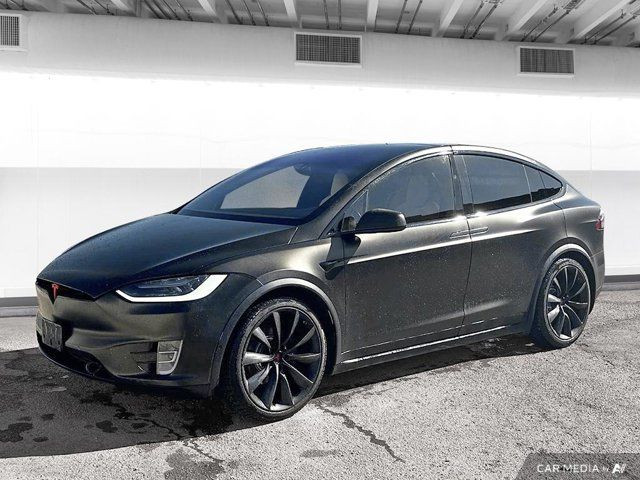 2017 Tesla Model X 75D AWD | Falcon Wing Doors | Heated Seats in Cars & Trucks in Winnipeg
