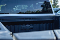// ACCIDENT FREE!! // // SINGLE OWNER! // - Front Buckets seats - Leather - Heated seats / Cooled se... (image 9)