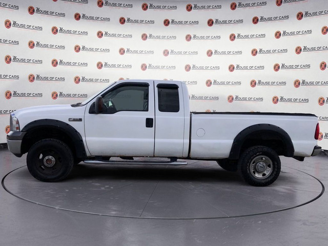  2006 Ford F-350 4WD / XLT / Leather in Cars & Trucks in Calgary - Image 2