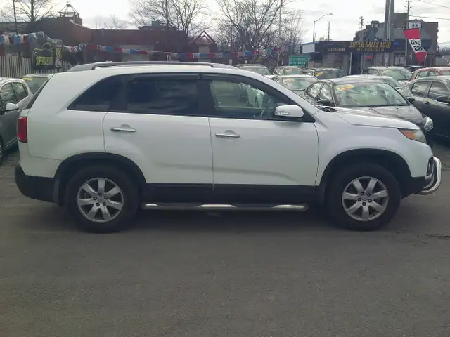 2012 Kia Sorento LX ***ON or QC Safety Included***62863213875585122