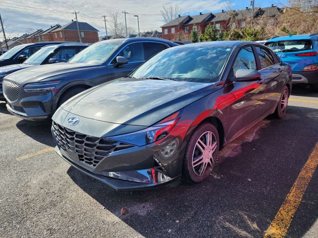 2023 Hyundai Elantra Luxury in Cars & Trucks in City of Montréal