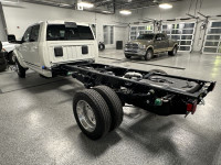 Discover Martin Chrysler, a family-owned gem since 44! With unbeatable service & deals, we're your g... (image 4)