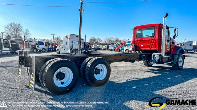 2015 MACK GU433 GRANITE DAY CAB in Heavy Trucks in Chilliwack - Image 6