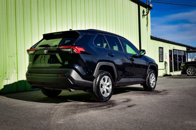 2021 Toyota RAV4 LE - Heated Seats - Apple CarPlay in Cars & Trucks in Ottawa - Image 3