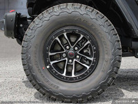 This Jeep Wrangler boasts a Regular Unleaded V-6 3.6 L/220 engine powering this Automatic transmissi... (image 7)