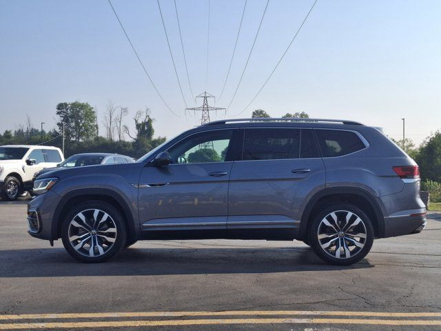 2021 Volkswagen Atlas Execline 4Motion | Leather | Pano Roof in Cars & Trucks in Guelph - Image 2