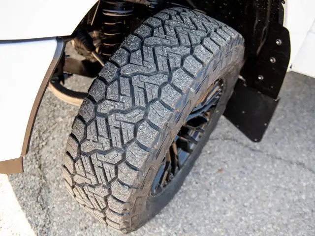 2025 Ram 1500 Sport 4x4, 6 Inch Lift, 37 Inch Tires in Cars & Trucks in Calgary - Image 3