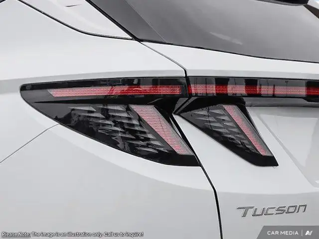 2025 Hyundai Tucson Hybrid Ultimate dans Autos et camions dans Prince George - Image 13
