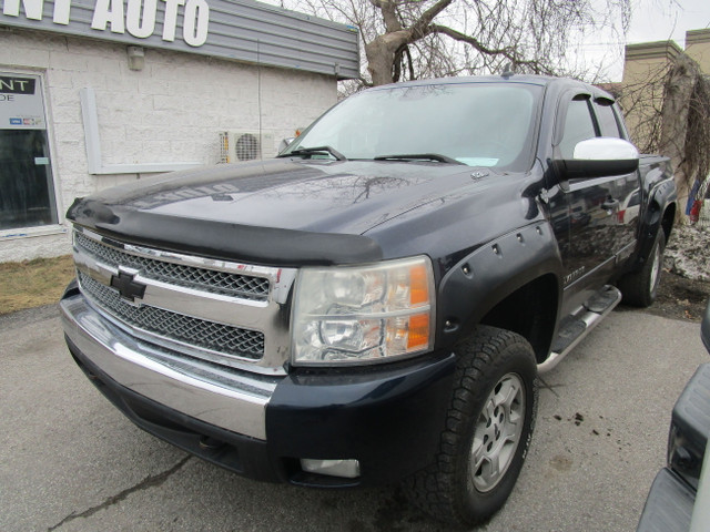 2018 GMC Sierra 1500 4x4 crewcab  Denali financement sur place   in Cars & Trucks in Laval / North Shore - Image 3