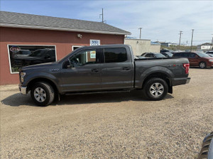 2016 Ford F 150 XLT CREW 4WD 5.0L ON