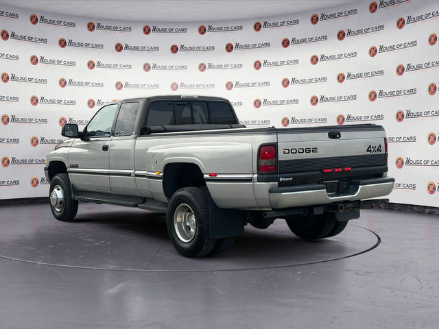 1997 Dodge Ram 3500 DRW 4X4 Club Cab Lariat SLT in Cars & Trucks in Calgary - Image 4