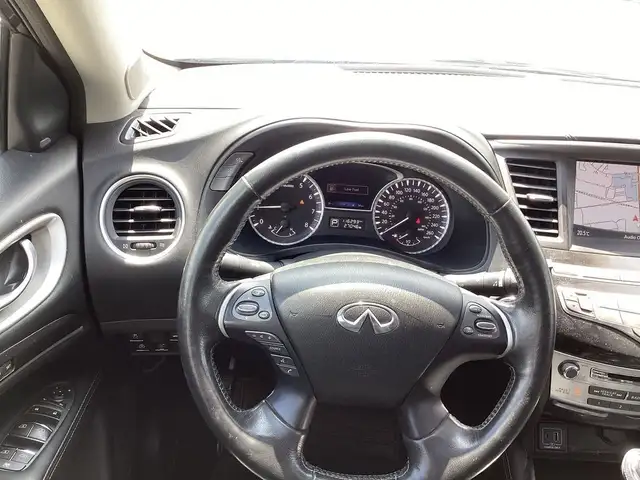 2020 Infiniti QX60 LIMITED AWD, 7 PASSENGER, NAVIGATION, SUNROOF dans Autos et camions dans Région d’Oakville/Halton - Image 19