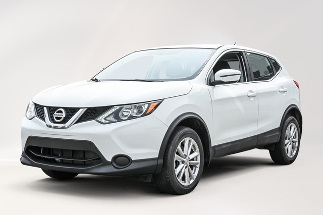 2017 Nissan Qashqai S FWD | Sièges Chauff | Caméra | Bluetooth N in Cars & Trucks in City of Montréal