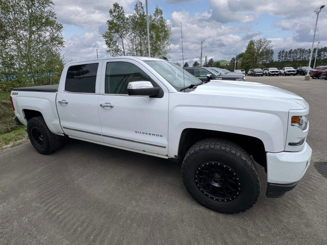2017 Chevrolet Silverado 1500 in Cars & Trucks in Trenton - Image 4