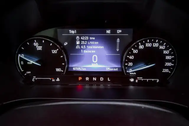 2022 Ford Escape SE Hybrid • HEATED SEATS • SPORT APPEARANCE PKG in Cars & Trucks in Kingston - Image 20