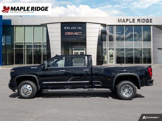 2024 Chevrolet Silverado 3500HD High Country | 6.6L Diesel in Cars & Trucks in Tricities/Pitt/Maple - Image 2